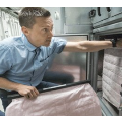 IV -suodattimien vaihto yrityksille, kiinteistöihin ja taloyhtiöille